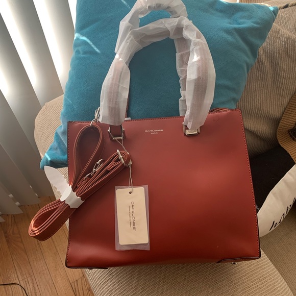 David Jones Paris - Picture 1 of 2